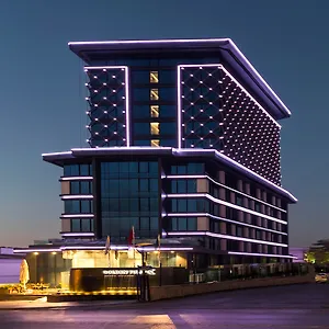 Golden Tulip Bayrampasa Hotel Istanbul